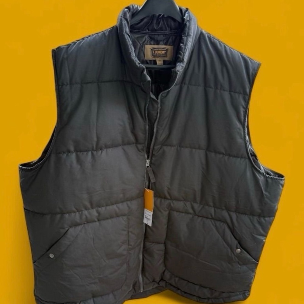The Foundry Men's Charcoal Puffer Vest 4XLT Big & Tall Winter Quilted - Picture 3 of 5